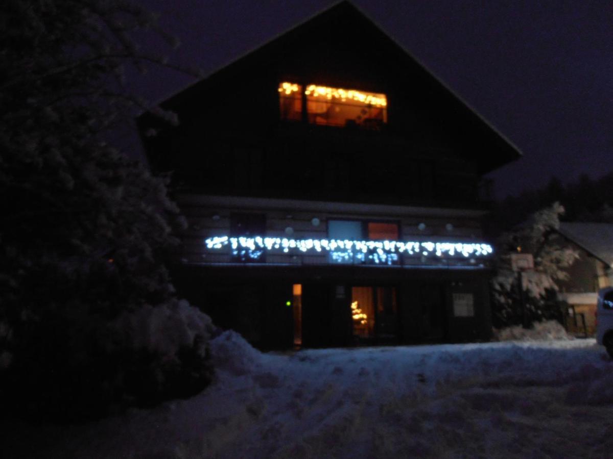 Bed & Breakfast Base Camp Križe Eksteriør billede