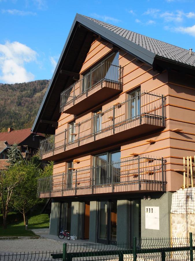 Bed & Breakfast Base Camp Križe Eksteriør billede
